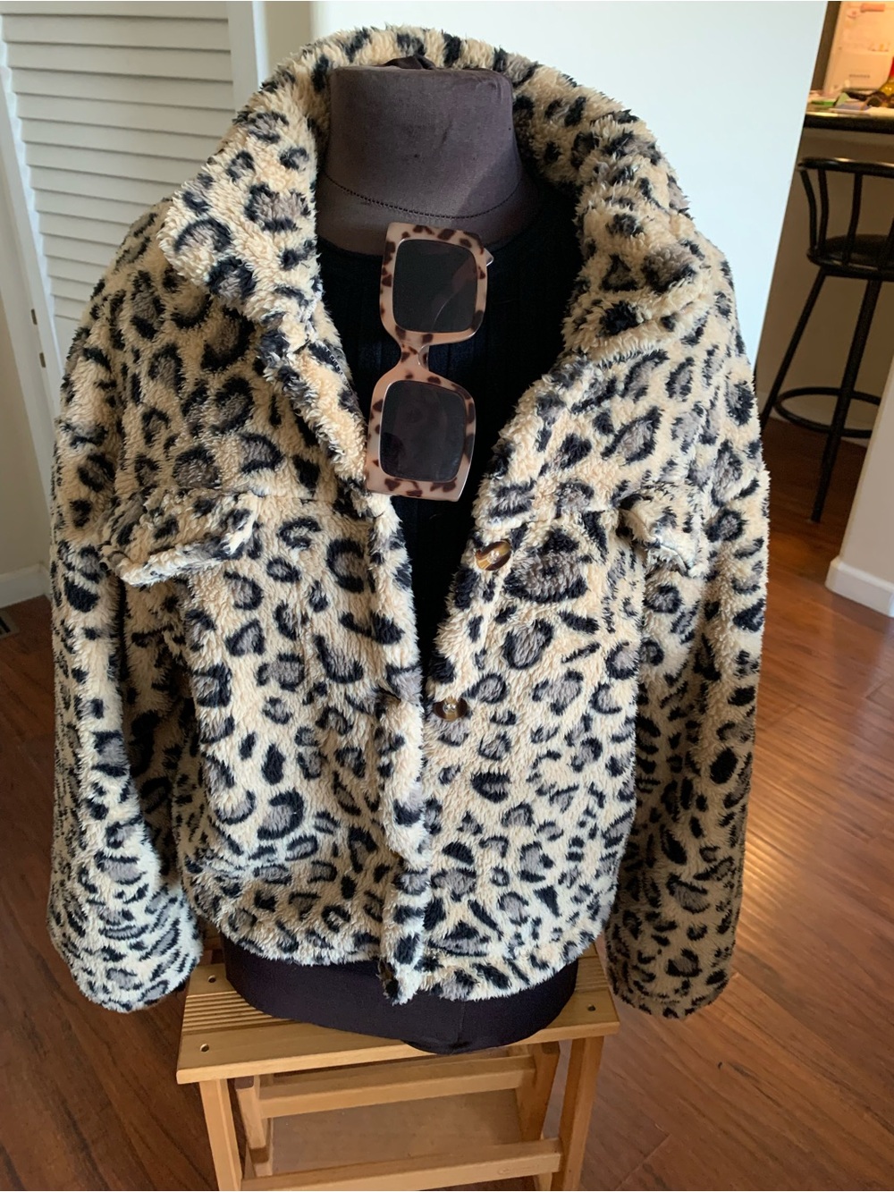 SHEIN Leopard-Print Faux Fur Teddy Jacket - Beige & Black, free sunglasses